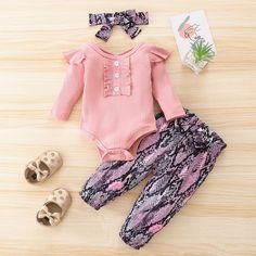 Baby Girls Solid Lace Jumpsuit Printed Pants Set - PrettyKid Pink Long Sleeve Sets For Fall, Lace Jumpsuit, Boho Bags, Printed Jumpsuit, Printed Pants, Wholesale Clothing, Baby Sets, Fabric Cotton