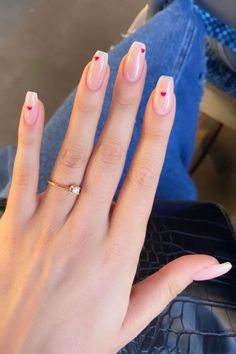 48 Stunning Valentine’s Day Nail Ideas - Boss Babe Chronicles Smink Inspiration, Classy Acrylic Nails, Soft Nails, Acrylic Nails Coffin Short, Heart Nails, Dream Nails, Classy Nails, Funky Nails, Pretty Acrylic Nails