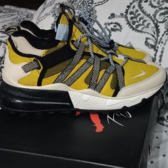 This Nike Air Max 270 Bowfin Dark Citron 2019 Is A Stylish And Comfortable Shoe Perfect For Athletic Wear. With A Size Of 10, This Shoe Is Designed For Men And Is Perfect For Those Who Love To Keep Up With The Latest Fashion Trends. This Shoe Is Ideal For Casual And Athletic Wear And Is Sure To Make The Wearer Stand Out From The Crowd. The Shoe Is Sold Without A Box But Only Wore Them Twice Ever Since I Bought Them. Nike Yellow Sneakers For Athleisure, Yellow Air Max Cushioning Athleisure Sneakers, Nike Yellow Athleisure Sneakers, Nike Air Max 270 Black And Orange, Air Max 270, Nike Air Max 270, Nike Shorts, Shorts Athletic, Athletic Wear