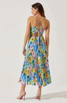 Floral print, plunge neckline, plisse fabrication Strappy cutout back, tie strap detail, adjustable straps Concealed zipper, partially lined Self: 100% Polyester, Lining: 100% Polyester Dry clean only Style# ACDR100873 Pleated Halter Dress, Plisse Dress, Defined Waist, Purple Midi Dress, Blythe Dress, Yellow Midi Dress, Maxi Gown Dress, Astr The Label, Plunge Neckline