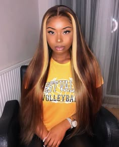 Blonde Streak, Hairstyles For Long Hair Easy, Mommy Hairstyles, Ombre Hairstyles, Protective Hair, Brazilian Hair Bundles, Hair Things, Sew Ins, Natural Styles