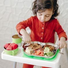 Innobaby Din Din Smart Stainless Divided Platter, Stainless Steel Divided Plate for Babies, Toddlers and Kids, BPA free plate Innobaby's Din Din Smart Stainless Steel Divided Platter makes meals at home easy and fun, even for picky toddlers and beginning self feeders. The kid friendly, bus shaped divided plate has five separate compartments, perfect for introducing a balanced diet and new foods. This kid friendly, nontoxic, worry free dinnerware solution is made with highest quality food grade t Picky Toddler, Meals At Home, Feeding Toddlers, Making Lunch, Food Warmer, A Balanced Diet, Kids Cups, Pack Lunch, High Quality Food