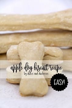 an apple dog biscuit recipe is shown