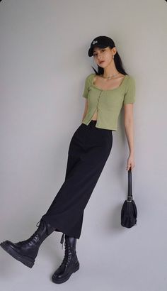 Edgy Mini Dress, Summer Outfits Vietnam, Prim And Proper Outfits, Croquette Aesthetic Outfits Summer, Green Outfit Korean, How To Style Long Skirts, Green And Black Outfits, Gf Outfits, Natural Image