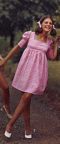 What they wore: 1960s Dolly Girls - Oh So Delightful Fashion Subcultures, Jean Shrimpton, Dolly Fashion, Conservative Fashion, Androgynous Look, 70s Inspired Fashion, White Tights, The Mod, Youth Culture