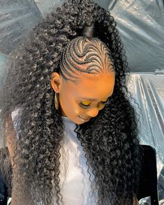 Goddess Feed In Braids Cornrows, Low Cornrow Ponytail For Black Women, Stitch Braids With Ponytail, Braids Into Curly Ponytail, Feedin Ponytail Braids With Curls, Design Braided Ponytail, Stitch Braids Styles, Braids With Curly Ponytail, Braided Ponytail Hairstyles For Black Women