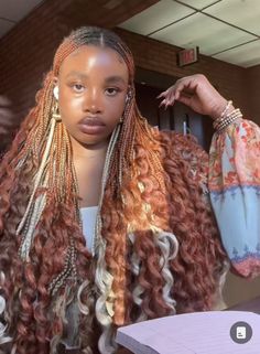 Ginger Braids With Blonde Highlights, Copper And Blonde Braids Black Women, Ginger And Blonde Peekaboo Braids, Blond And Red Braids, Ginger And Blonde Goddess Braids, Braids Colour Combination For Dark Skin, Blond And Ginger Braids, Different Colour Braids, Ginger And Blonde Hair Braids