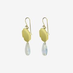 Details Gabriella Kiss 18k yellow gold & moonstone drop earrings. Each 18k scallop measures approximately 1″ x 1/2″, and when hanging each earring measures approximately 1 5/8″ from top of ear wire to bottom of stone. - moonstone - 18k yellow gold - 14k yellow gold ear wires - total length 1 5/8" - each earring weighs 3.05g Gold Moonstone Pierced Earrings, Yellow Gold Moonstone Dangle Earrings, Gabriella Kiss, Moonstone Drop Earrings, Ear Wire, Ear Wires, Moonstone, Pearl Earrings, Kiss