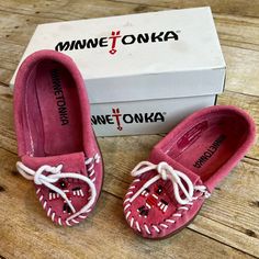 Size 7 Girls Thunderbird 11 Hot Pink Soft Suede With Fringe Accents, Colorful Beading And Cotton Laces. Cushy Rubber Soles Fringe Shoes, Baby Shoe Sizes, Suede Moccasins, Baby Moccasins, Moccasin Boots, Moccasins Shoes, Pink Faux Fur, Moccasins Slippers, Fringe Boots