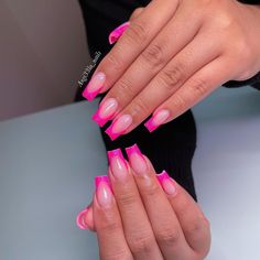 Hot Pink French Tip Nails With Glitter, Barbie Acrylic Nails Pink Glitter, Pink Barbie Themed Nails, Hot Pink Glitter French Tip Nails, Hot Pink Nail Designs Summer, Hot Pink Design Nails, Pink Shirt Nails, Hot Pink Tip Nails, Barbie Pink Nails With Glitter