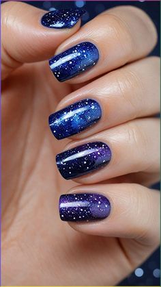 Nails Galaxy Design, Constellation Nail Designs, Cosmos Nails, Milky Way Nails, Space Nails Galaxy, Blue Galaxy Nails, Purple Galaxy Nails, Northern Lights Nails, Universe Nails