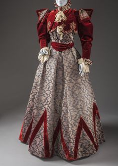 Woman's dress (Bodice and Skirt) Vampire Fashion, Historical Dress, Dress Bodice, Dress History, Dress Woman