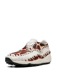 Find NIKE Air Footscape Woven Sneakers on Editorialist. beige/brown/white pony hair/calf leather cow print logo-embroidered tongue round toe front lace-up fastening branded insole chunky rubber sole Nike Chunky Sneakers, 2023 Color, Nike Style, Sneakers Adidas, Hot Sneakers, Nike Fashion, Style Sneakers, Sneakers Blue, Natural Brown