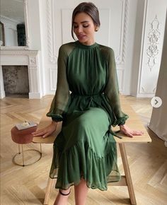 Ankle Length Prom Dress, Long Sleeve Evening Dresses, Dress Prom, Mode Inspiration, Guest Dresses, Look Fashion, Modest Fashion, Classy Outfits, Perfect Dress