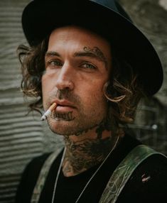 Yela Wolf, Burning School, Yelawolf Tattoos, Boy Portrait, Dont Kill My Vibe, Bad Boy Aesthetic, Man Crush Everyday, Hip Hop Rap, Menswear Inspired