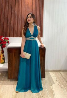 women's y| stylish prom dress Simple Wedding Guest Outfit Indian, Trendy Indian Outfits Weddings, Unique Designer Dresses Indian, Simple Ethnic Wear, Indo Western Outfit Ideas, Unique Indian Outfits, Latest Designer Party Wear Dresses, Trending Lehenga Designs, Outfit From Scratch