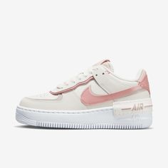 Everything you love about the AF1—but doubled! The Air Force 1 Shadow puts a playful twist on a hoops icon to highlight the best of AF1 DNA. With 2 eyestays, 2 mudguards, 2 backtabs and 2 Swoosh logos, you get a layered look with double the branding. Peach Air Force 1, Nike Air Force 1 Shadow Pink, Cute Pink Nike Shoes, Nike Women’s Shoes, Nike Colorful Shoes, Nike Shoes Women Trendy, Girl Nike Shoes, Tenis Air Force