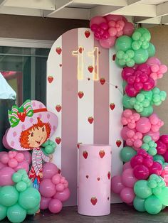 #balloons #backdrop #strawberry #strawberryparty  #partydeco Strawberry Shortcake Backdrop, Strawberry Shortcake Birthday Cake, Balloons Decoration