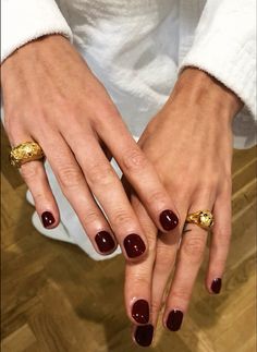 Italian Manicure, Dark Winter Nails, Beautiful Red Nails, Red Nail Theory, Nail Theory, Dark Red Nails, Kutek Disney, Wine Nails, Winter Manicure