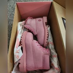 New Pink Timberland Size 5c Toddler Casual Pink Timberland Boots, Pink Timberland Boots, Pink Timberlands, Jumbo Box Braids, Timberland Kids, Timberlands Shoes, Timberland Shoes, Timberland Boots, Box Braids