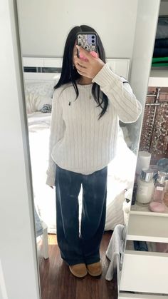 Outfit Inspo Cute Casual, Outfit Ideas With Vest, Simple School Outfits, Cold Outfit Ideas, Demetra Outfits, Dress Outfits Ideas, Fall Aesthetic Outfit, School Fit, Shoes Outfit Fashion