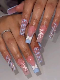 Nail Inspo Coffin Christmas, Nail For December, Cute Blue Winter Nails, Snow Writing Nails, Birthday And Christmas Nails, Blue Nail Christmas Design, Cute Blue Christmas Nails, Nail Art Designs Winter 2024, Blue And Pink Christmas Nails