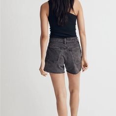 Color: Bronxdale Size: W28 New Without Tags Mid-rise Washed Black Cotton Shorts, Trendy Cutoff Bottoms For Everyday, High Rise Washed Black Cotton Jean Shorts, Washed Black Bottoms For Everyday Summer Wear, Everyday High Waist Shorts With Frayed Hem, High Waist Shorts With Frayed Hem, High Waist Shorts With Frayed Hem For Everyday, Summer High-rise Washed Black Bottoms, Washed Black Mid-rise Relaxed Fit Jean Shorts