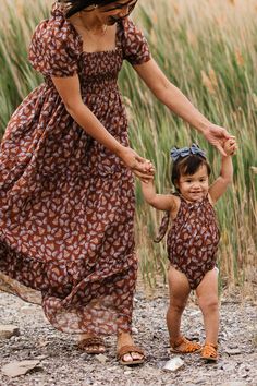 Introduce your little one to autumn magic with the Baby Daydreamer Romper in Monarch! Crafted from brown butterfly print chiffon, this romper features a darling square neckline and a smocked bodice for comfort and style. Complete with a charming ruffle details throughout, it’s perfect for little adventures in the crisp fall air—and don't forget, there's a matching dress for mom to coordinate your seasonal style! Dress For Mom, Girls Fall Dresses, Ivy Rose, Brown Butterfly, Mom And Daughter Matching, White Bridal Dresses, Autumn Magic, To Autumn, Rose Fashion