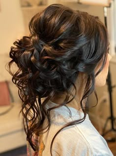 Updos For Weddings, Modern Bridal Hairstyles, Short Bridal Hair, Bridal Hairstyle Ideas, Rambut Brunette, Bridal Updos, Wedding Hair Up, Hairstyles 2024