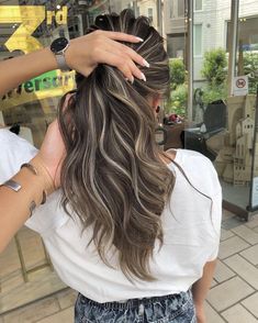 Long Hair Perm, Blonde Highlights On Dark Hair, Perm Hair, Hair Perm, Hair Color Streaks, Dark Hair With Highlights, Brown Hair With Blonde Highlights