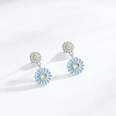 LOVCIA Elegant 925 Sterling Silver Blue Enamel Flower Earrings with Micro Rhinestones Elevate your jewelry collection with the exquisite LOVCIA Elegant 925 Sterling Silver Blue Enamel Flower Earrings. Crafted with precision and attention to detail, these earrings are more than just accessories—they're a statement of elegance and sophistication. Key Features: Premium Material: Made from high-quality 925 sterling silver, ensuring durability and a lustrous finish. Unique Design: Beautifully designed in the shape of a delicate flower, adorned with striking blue enamel petals. Micro Rhinestones: Each earring is embellished with meticulously placed micro rhinestones that add a touch of sparkle and glamour. Universal Appeal: Perfect for any occasion, whether it's a casual day out or a sophisticat Black Friday Jewelry, Mens Stainless Steel Rings, Natural Stone Bracelets, Mens Beaded Bracelets, Enamel Flower, Gold Plated Bracelets, Enamel Earrings, Earring Sale, Delicate Flower