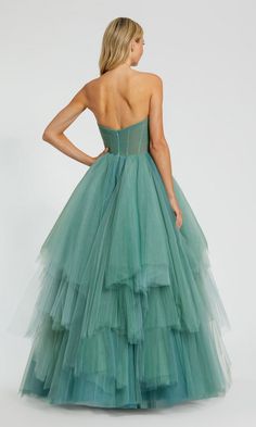 Long jade strapless sweetheart a-line tulle ball gown with sheer ruched bodice. Big Dresses Gowns, Big Gowns, Charm Tiffany, Angel Dresses, Designer Formal Dresses, Long Formal Dresses, School Dance Dresses, Green Outfits, Big Dresses