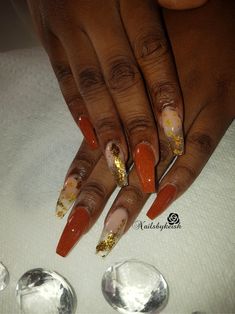 Nails With Gold Flakes Coffin, Multi Color Fall Nails, Burnt Orange And Gold Nails, Chrome Orange Nails, October Nails Fall Colors, Fall Nails With Leaves, Coffin Nails Fall, Gold Accent Nails