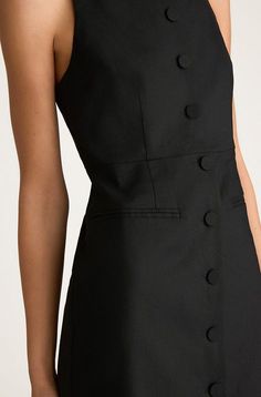 This elegant midi dress is made with stretch linen and has a boatneck and a center-front placket with self-covered buttons. It zips up the back and is fully lined. 2024 Fits, Fashion Tricks, Vietnam Dress, Zip Up Dress, Black Linen Dress, Structured Dress, Elegant Clothes, Professional Outfits Women, Elegant Midi Dresses