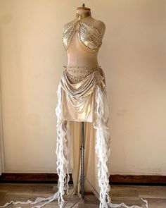 Mermaid Costume, A Wedding Dress, Looks Chic, Fantasy Clothing, Rave Outfits, Stage Outfits