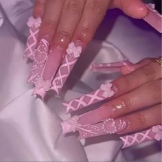 24 Pieces Fake Press On Nails Color May Vary Due To Lighting Size One Size Condition New Comes With Mini Nail File And Glue Adhesive Strips Leo Birthday Nails, I Phone 7 Wallpaper, Ongles Bling Bling, Hari Valentine, Nagel Tips, Nail Tattoo, Nail Forms, Pink Acrylic Nails, Pearl Design