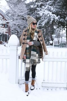 WOODSTOCK, VERMONT // BARBOUR PLAID & DUCK BOOTS Ski Vermont, Winter Outfits Canada, Woodstock Vermont, Winter Outfits Snow, Winter Boots Outfits, Snow Outfit, Plaid Outfits, Boots Winter