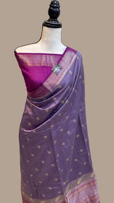 Banarasi Fabric, Bengali Culture, Asian Clothes, Chikankari Embroidery, Simple Saree Designs, Dressing Sense, Indian Silk Sarees, Simple Sarees