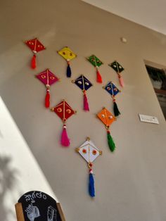 These are handmade kites by artisans of Rajasthan Sankranti Jwellery For Kids, Sankranti Decoration Ideas At Home, Utrayan Decoration, Bornahan Decoration Ideas, Makarsankranti Decoration Ideas, Tilwa Decoration, Makar Sankranti Decoration At Home