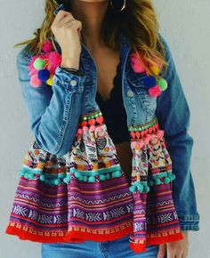 Denim Garba Outfit, Denim Navratri Outfit, Bohemian Blouse For Navratri, Bollywood Style Self-design Blouse For Navratri, Boho Denim Jacket, Traditional Denim Jacket For Navratri, Navratri Denim Jacket, Denim Jacket Diy