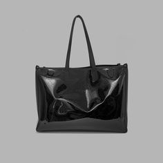 Stay organized in style with the Brand New, 'Blvck Tote Bag'. Featuring a minimalist silhouette and a considered layout to keep all your essentials organized, it's the perfect accessory to elevate your lifestyle. Made from black transparent PVC and the straps are made from luxurious Saffiano leather, the Blvck Transparent Backpack is designed to last a lifetime. All our backpacks are handmade with care, giving each a unique character and ensuring maximum quality. Specifics: - Size: 46cm x 34cm x Sleek Travel Satchel Shoulder Bag, Sleek Shoulder Bag For Everyday Use, Sleek Travel Bags With Removable Pouch, Sleek Satchel Bag For Everyday Use, Sleek Rectangular Shoulder Bag For Everyday Use, Sleek Bag With Adjustable Strap, Sleek Rectangular Bag For Everyday Use, Sleek Satchel Bags For Travel, Sleek Travel Satchel Bag