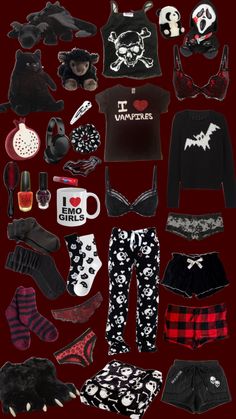 Mallgoth Outfits, Goth Pajamas, Outfit Shuffles, Gothic Outfit, Pajamas Aesthetic, Alt Clothes, Emo Outfits