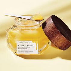 New In Box 1.7 Oz Purchased At Retail For $38 From Farmacy Website Farmacy Skincare, Honey Beauty, Brightening Face Mask, Honey Face Mask, Skin Goals, Honey Face, Best Honey, Skin Glowing, Favorite Skincare Products