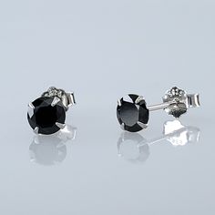 Brand New Men's Silver Black Onyx Stud Earrings Solid 925 Sterling Silver (Stamped) Genuine 1.5ct Natural Black Onyx Gemstones Measurements 5mm Across *Also Available In 4mm & 6mm (Listed Separately) Retail Price $300 Buy With Confidence From A Trusted Seller W/ A 99%+ Feedback Rating! A0151 (Id-1240-) Silver Man, Black Stone Earrings, Stone Earrings, Mens Accessories Jewelry, Solid 925 Sterling Silver, Stamped Jewelry, Black Onyx, Black Stone, Black Silver