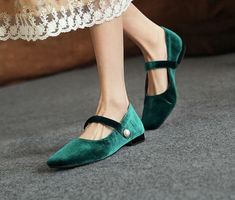 2021 New HOT Fashion Womens Ladies Girls Shoes           Specifications: ★Heel Height: About    CM  /  Inch ★Platform: About  CM  /  Inch ★Width: Medium (B, M) ★Available Sizes: EUR 35 36 37 38 39 40 41 42 43 44 45 46 47 48/  US 4.5,5,6,7,8,9,9.5,10,10.5,11,11.5,12,12.5,13 Any question,contact me by ebay message Suggest Half or one size larger We send shoes by EUR Size or Foot Length （eg. If you ordered US6=UK4=AU5=EUR 37=23.5CM,the shoes tag is "37" or "235")    Women's Shoes Size Chart  US Velvet Dress Shoes, Shoes Mary Janes, Womens Velvet Dresses, Fashion Formal, Shoe Tags, Shoe Size Chart, Green Velvet, Velvet Dress, 11 11