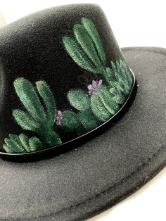 This felt hat is handpainted with cactus plants. It is size medium and adjustable.  Free next day shipping! Painted Hats, Hat Ideas, Western Hats, Crafts For Girls, Tshirt Art, Turbans, Felt Hat, Wide Brimmed Hats