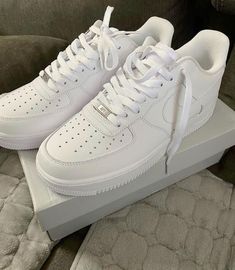 Nike Shoes Air Force, Casual Sandals Womens, Shoes Free, All Nike Shoes, White Shoes Sneakers, Nike Air Force Ones, Cute Nikes, Nike Air Force 1 Low, Swag Shoes