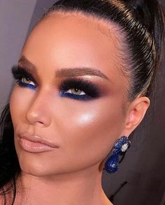 Glamorous Wedding Makeup, Makeup Ojos, Smokey Makeup, Shimmer Makeup, Carnival Makeup, Dramatic Eye Makeup, Green Makeup, Dope Makeup