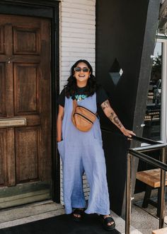 Bohemian Alt Outfits, Hot Weather Outdoor Outfit, Plus Size Triangle Shape Outfits, Minimal Style Plus Size, Plus Size Dinner Outfit Classy Summer, Mid Size Brunch Outfit, Oversized Spring Outfit, Plus Summer Work Outfits, Casual Work Outfits Spring Plus Size