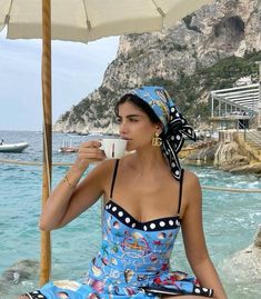 Spring Outfits Girly, Blue Outfit Aesthetic, Girly Summer Outfits, Beach Drink, Corset Fashion Outfits, Blue Outfits, Parisienne Chic, Afternoon Coffee, Corset Fashion